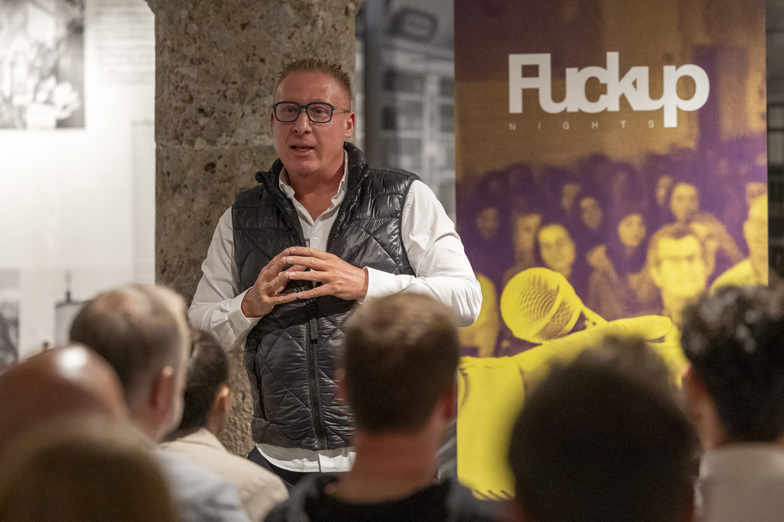 Michael Crepaz als Speaker, Nahaufnahme bei einem Vortrag
